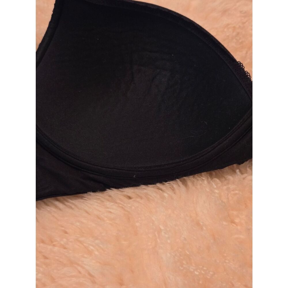 Victoria's Secret 34 DD Black Lace Wireless Padded Women's Bra - Picture 5 of 5